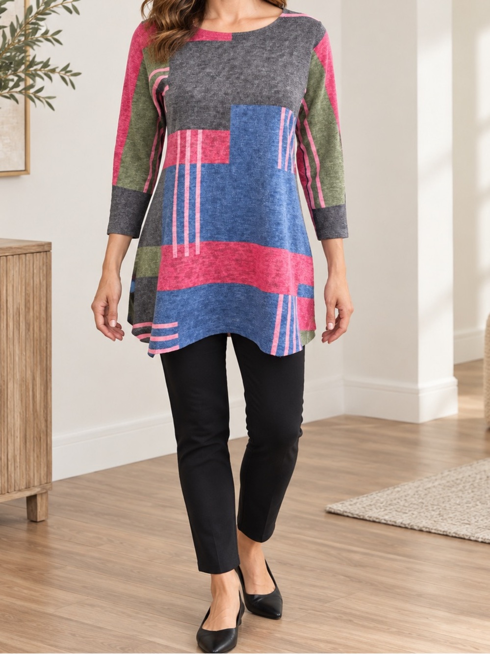 Nally & Millie Women’s Small Colorblock Tunic Top 3/4 Sleeve